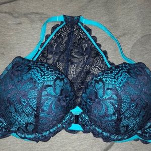 36C cross back Victoria secret bra!